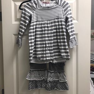 Jelly the Pug tunic and flare pants girls size 10